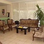 Apart-hotel Banana 2*
