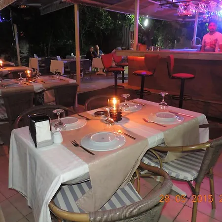 Banana شقة فندقية 2*